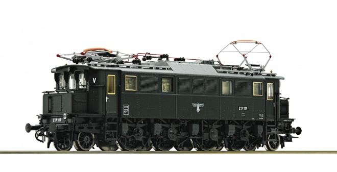 Electric locomotive BR E 17.1<br /><a href='images/pictures/Roco/Roco-73559.jpg' target='_blank'>Full size image</a>
